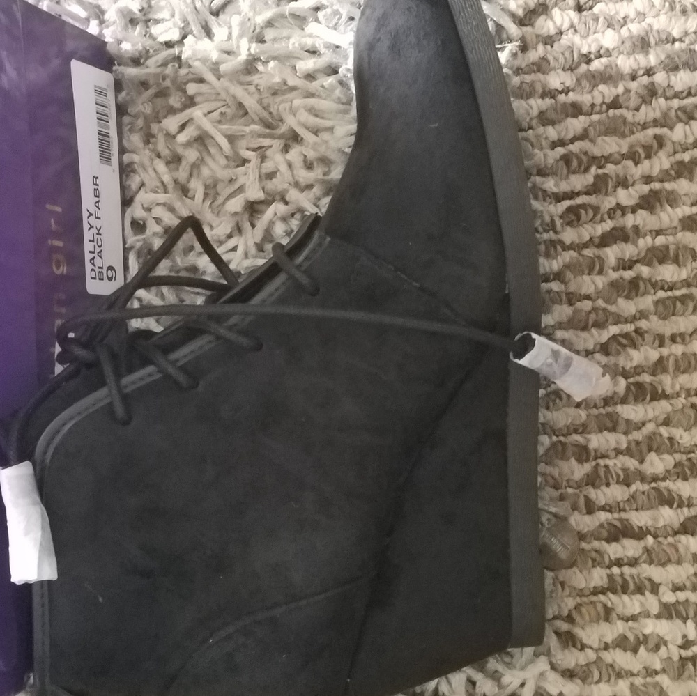 Womans size 9